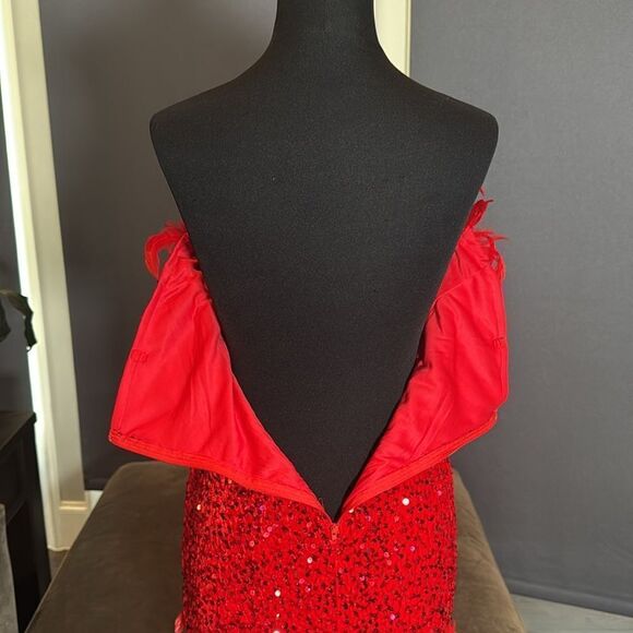 Women’s Short Red Strapless Sequined BodyCon Party Dress with Feathers Size L - Picture 7 of 16